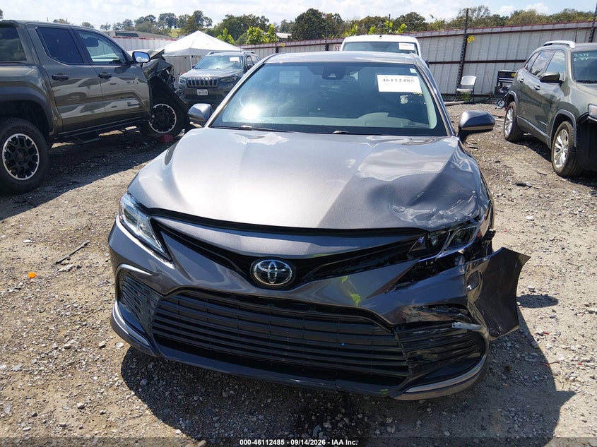 TOYOTA CAMRY - zdjęcie 12