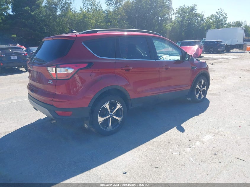 Vin: 1fmcu9hd8juc98560, lot: 46612300, ford escape sel 20184