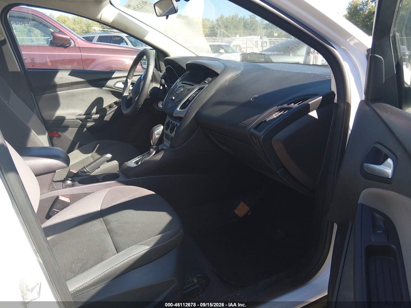 FORD FOCUS 2014 VIN 1FADP3F28EL188026
