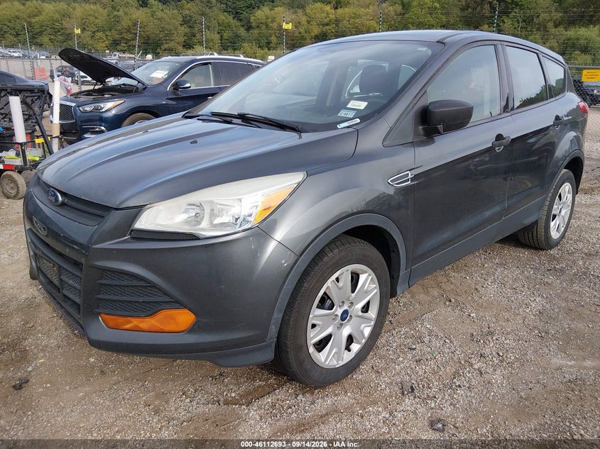 Vin: 1fmcu0f78fua05661, lot: 46612409, ford escape s 20152