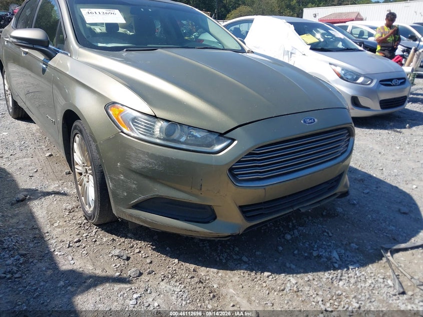 2013 FORD FUSION HYBRID auction photo 6
