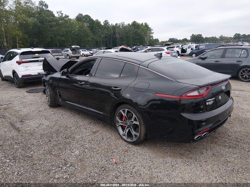 2018 KIA STINGER GT2 · Фото 3