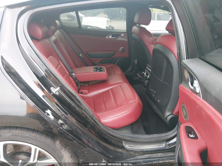 2018 KIA STINGER GT2 · Фото 8