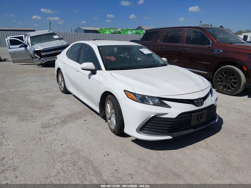 Vin: 4t1c11ak0ru917232, lot: 46612822, toyota camry le 2024 img_1