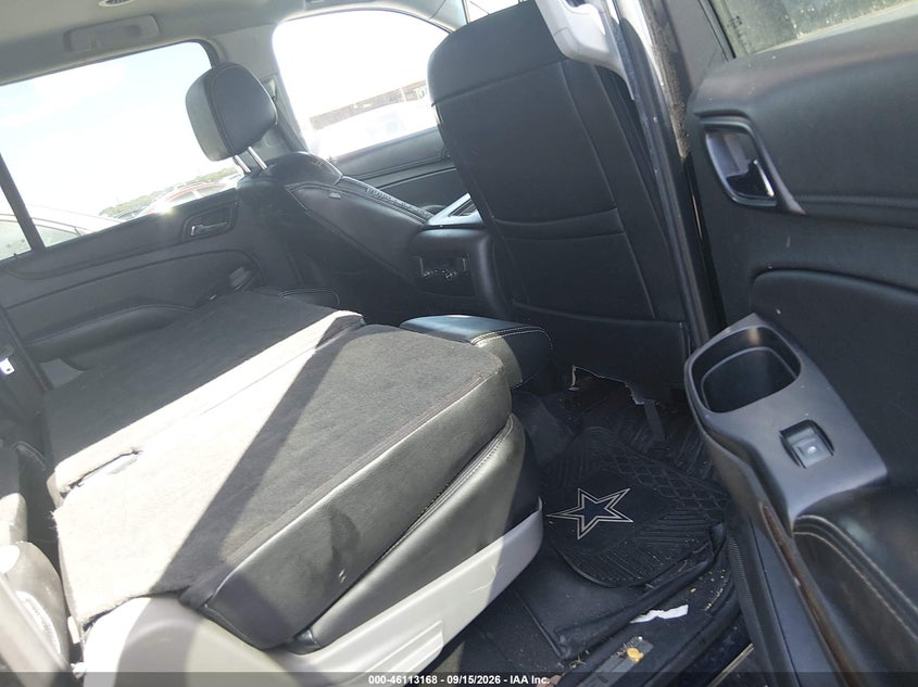 2020 CHEVROLET SUBURBAN auction photo 8