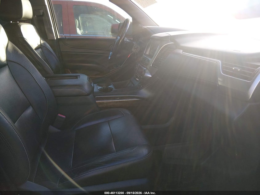 2020 CHEVROLET SUBURBAN auction photo 5
