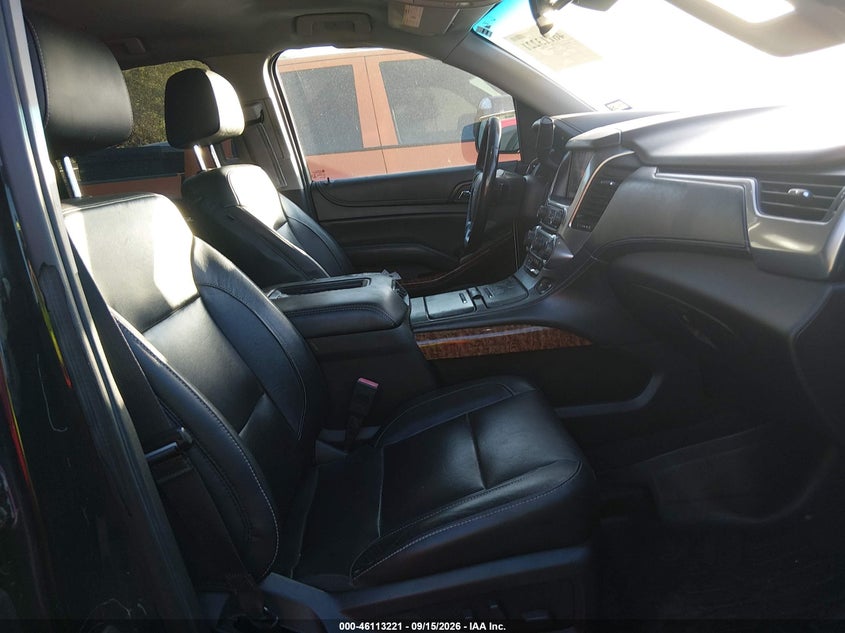 2020 CHEVROLET SUBURBAN auction photo 5