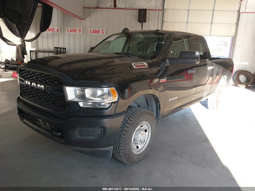 Vin: 3c6ur5cj1lg243333, lot: 46613033, ram 2500 20202