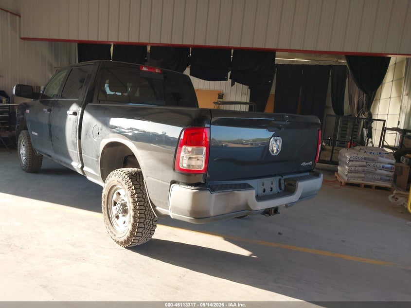 Vin: 3c6ur5cj1lg243333, lot: 46613033, ram 2500 20203