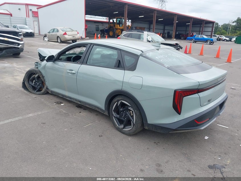 Vin: 3kpfu4de2se010244, lot: 46613077, kia k4 ex 20253