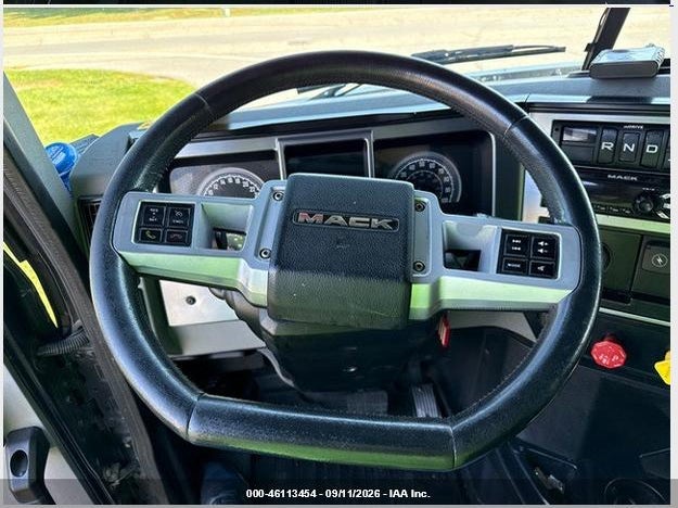 2019 MACK ANTHEM auction photo 5