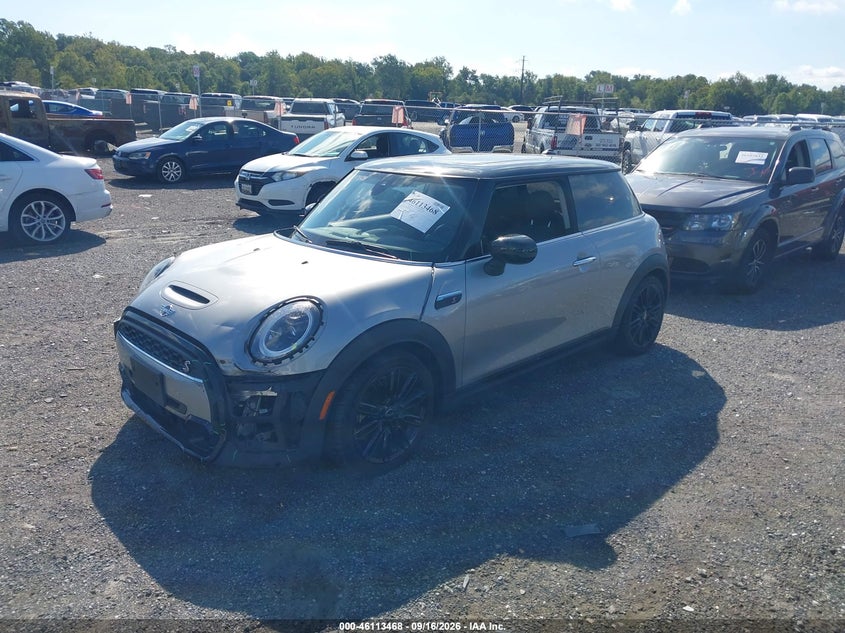 2023 MINI HARDTOP COOPER S · Photo 2