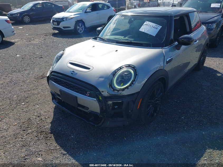 2023 MINI HARDTOP COOPER S · Photo 6