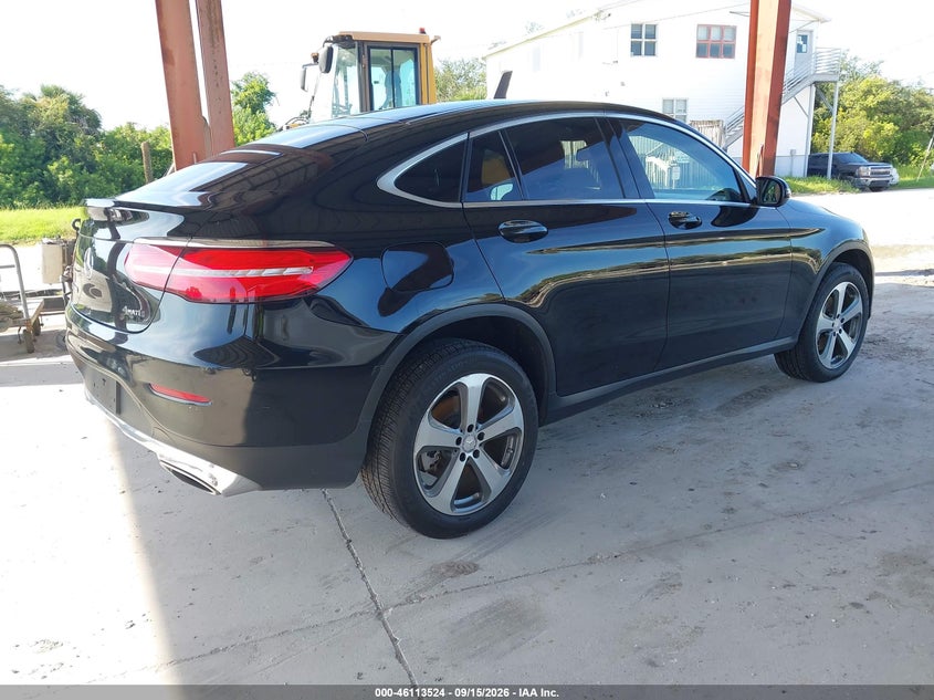 2017 MERCEDES-BENZ GLC 300 COUPE auction photo 4