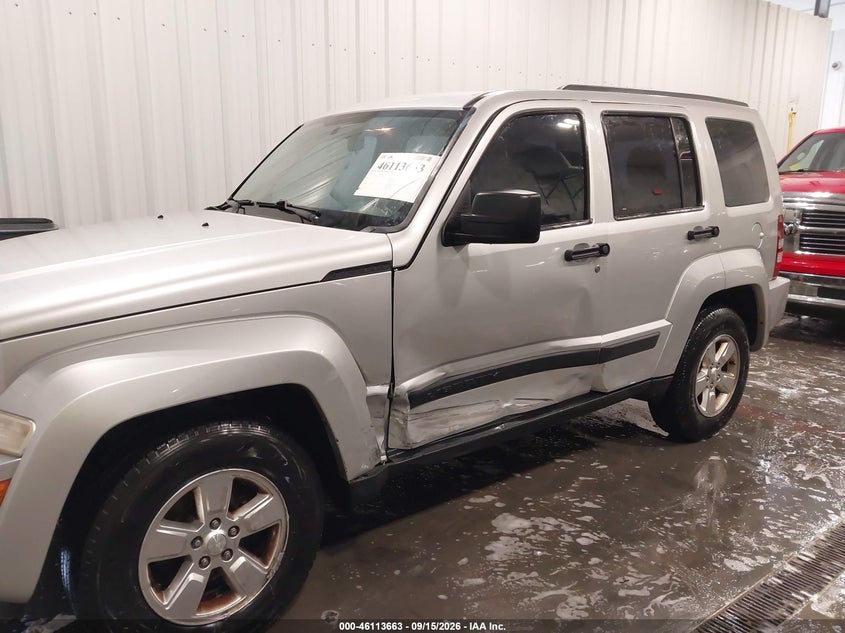 2012 JEEP LIBERTY auction photo 6