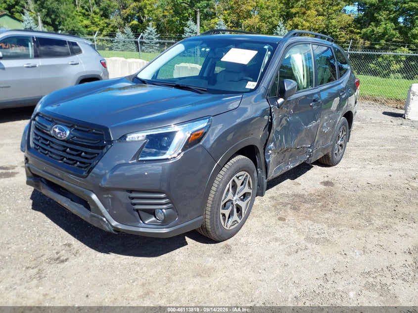 Vin: jf2skadc6ph543752, lot: 46613535, subaru forester premium 20232