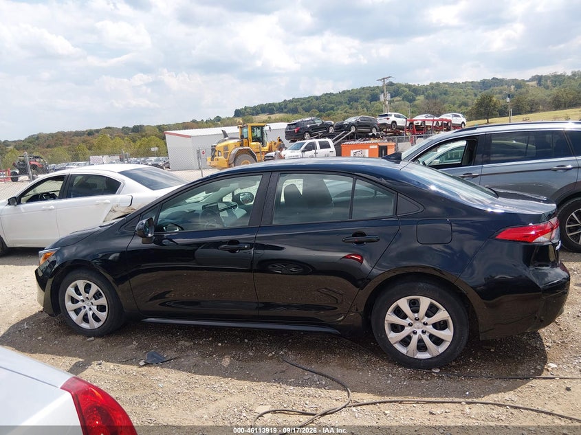 TOYOTA COROLLA - zdjęcie 14