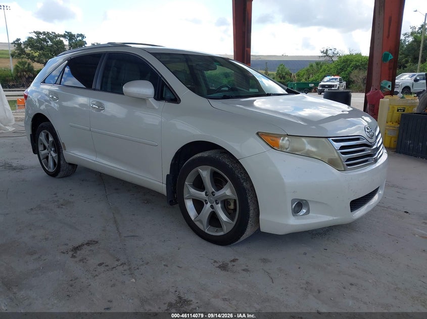 2009 TOYOTA VENZA auction photo 1