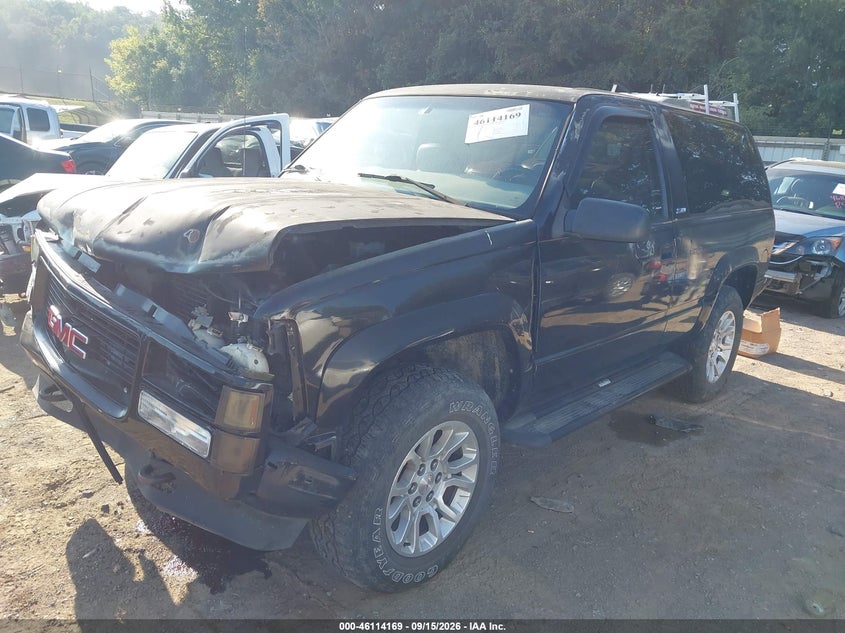 1997 GMC Yukon Sl, Front End, IAAI, VIN 3GKEK18R7VG515285 — photo 2