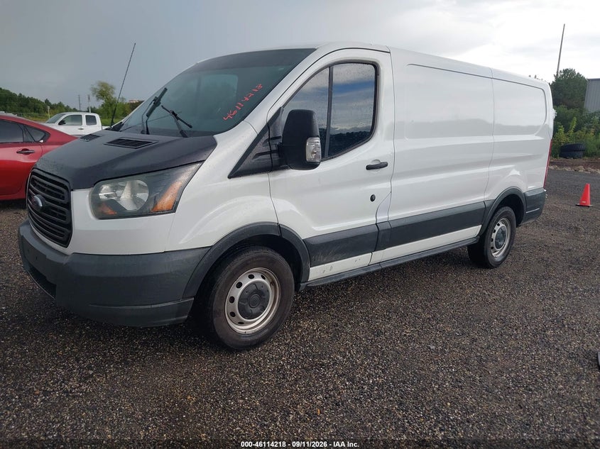 2015 FORD TRANSIT-150 auction photo 2