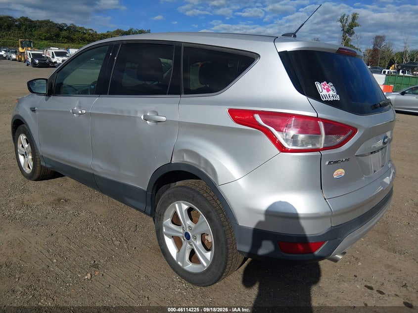 Vin: 1fmcu9gx6fuc53426, lot: 46613941, ford escape se 20153