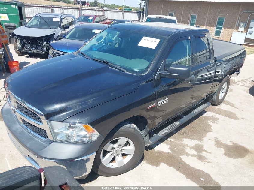Vin: 1c6rr6ft6js293949, lot: 46614351, ram 1500 tradesman  4x2 6'4 box 20182
