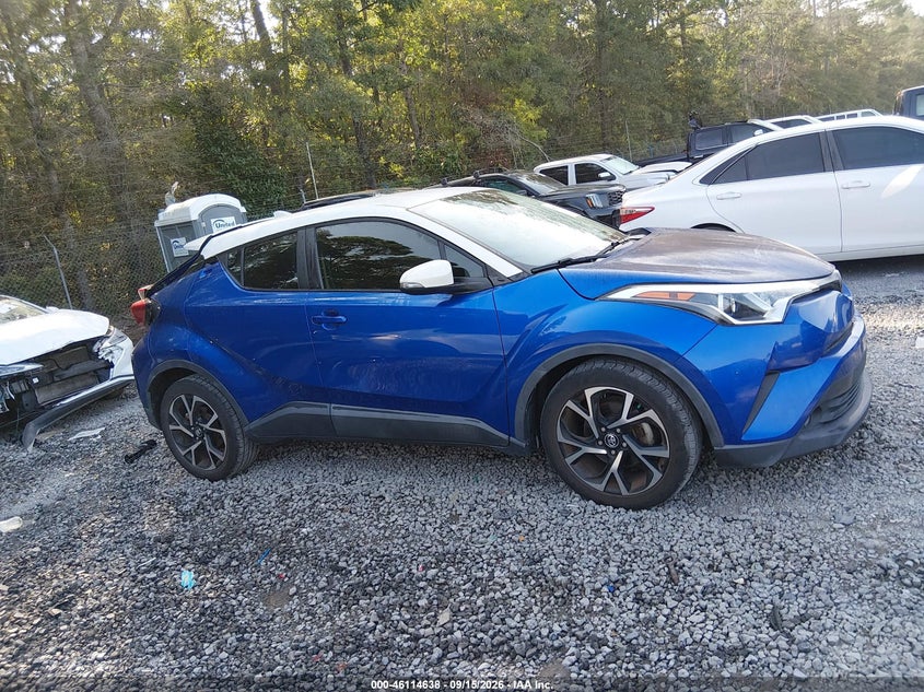 TOYOTA C-HR - zdjęcie 14