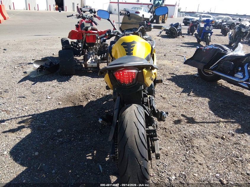 YAMAHA FZ6 2009