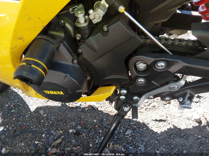 YAMAHA FZ6 2009