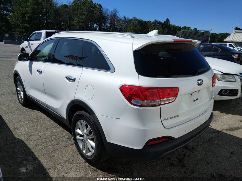 2016 KIA SORENTO auction photo 3
