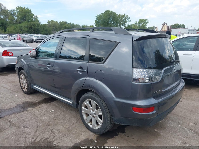 Vin: ja4at3aw8az018236, lot: 46614493, mitsubishi outlander se 20103