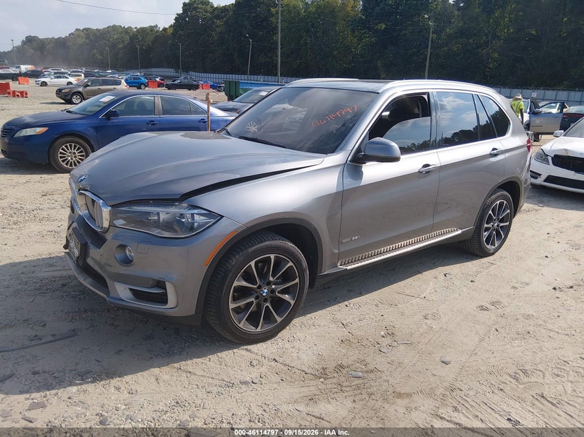 2016 BMW X5, Front End, IAAI, VIN 5UXKR0C57G0U12771 — photo 2