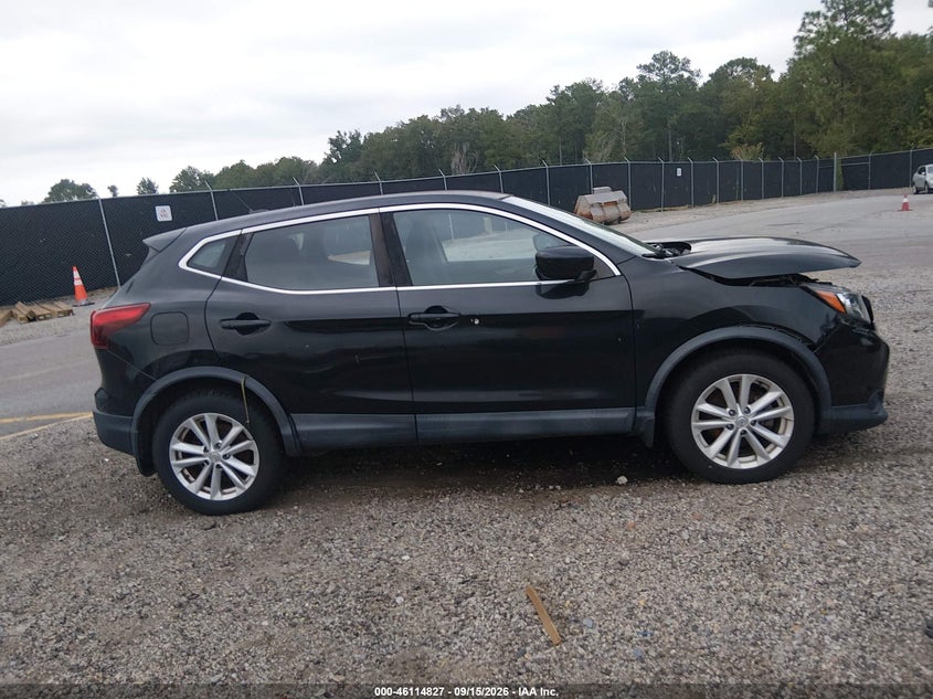 Фото 13 - NISSAN ROGUE SPORT