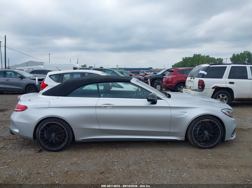 MERCEDES-BENZ AMG C 63 - zdjęcie 13