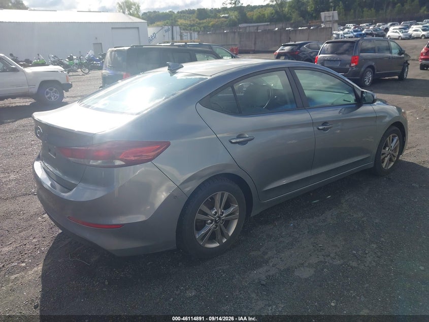 2018 HYUNDAI ELANTRA auction photo 4
