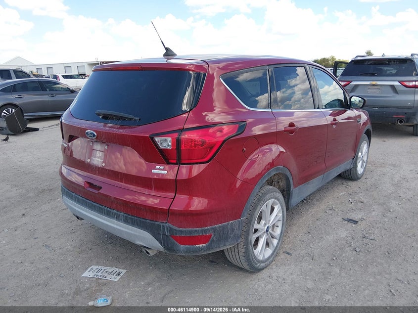 Vin: 1fmcu0gd4kua81439, lot: 46614616, ford escape se 20194