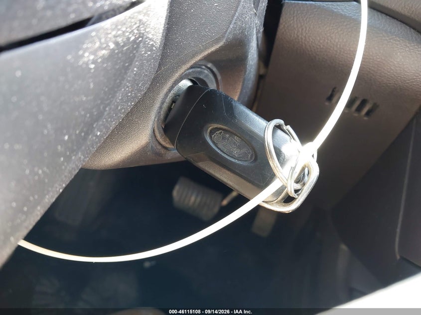 2015 FORD FUSION S · Фото 11
