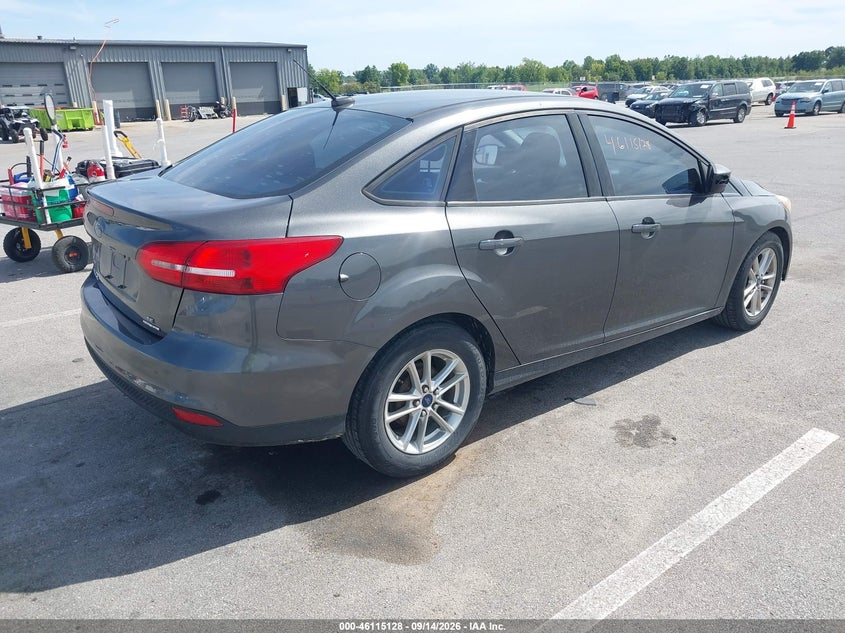 Vin: 1fadp3f20fl346893, lot: 46614844, ford focus se 20154
