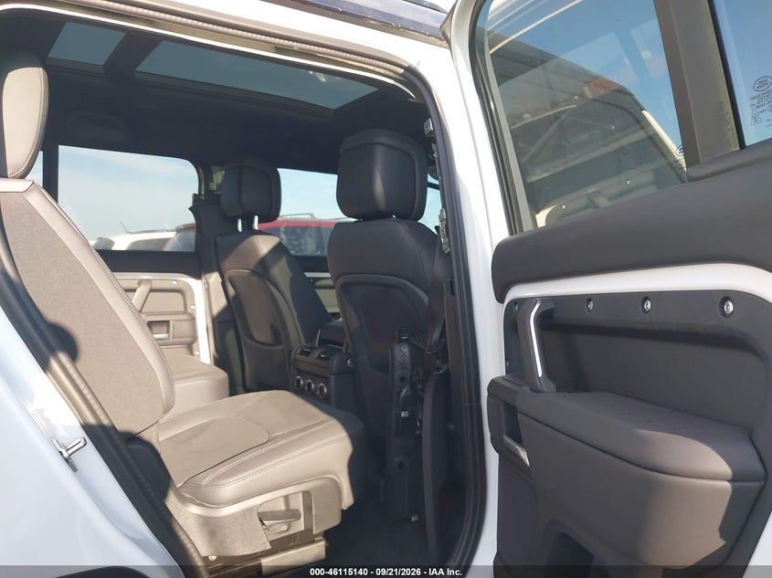 LAND-ROVER DEFENDER 2025 VIN SALEJFFU5S2458312