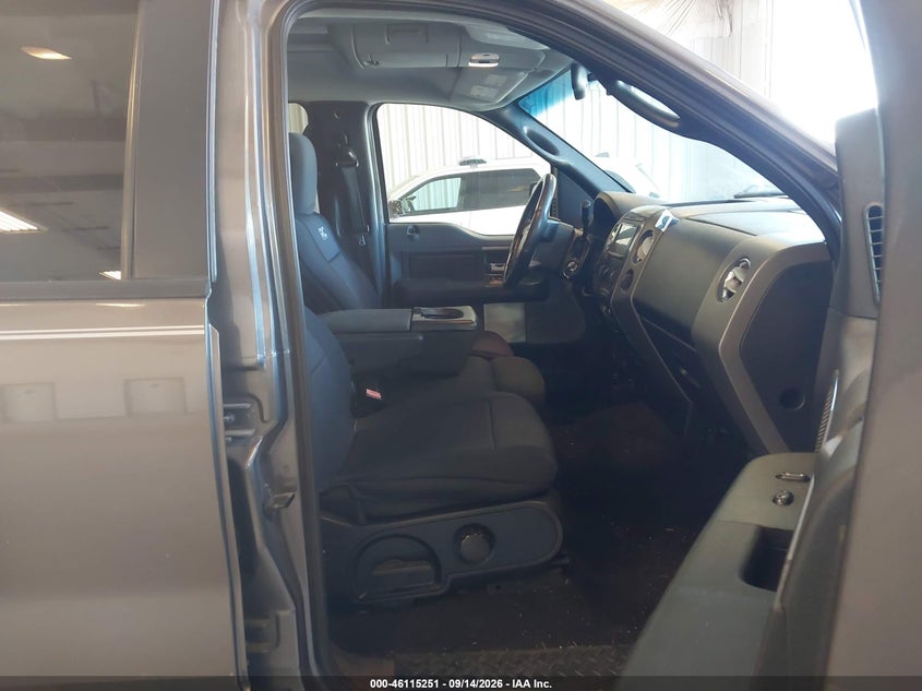 2005 FORD F-150 auction photo 5