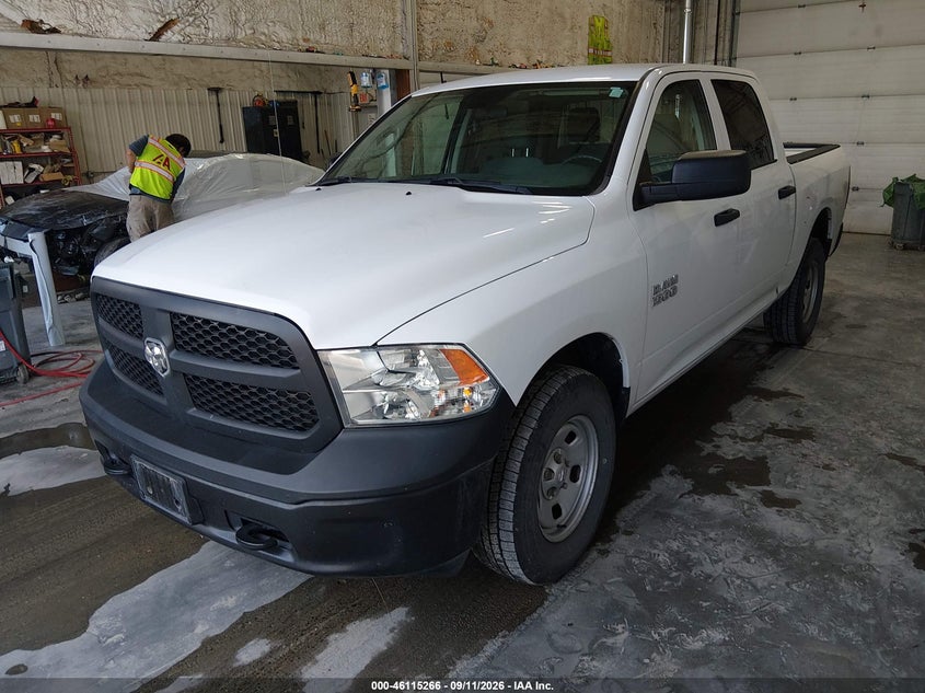 Vin: 1c6rr7kg1js294229, lot: 46614982, ram 1500 tradesman  4x4 5'7 box 20182
