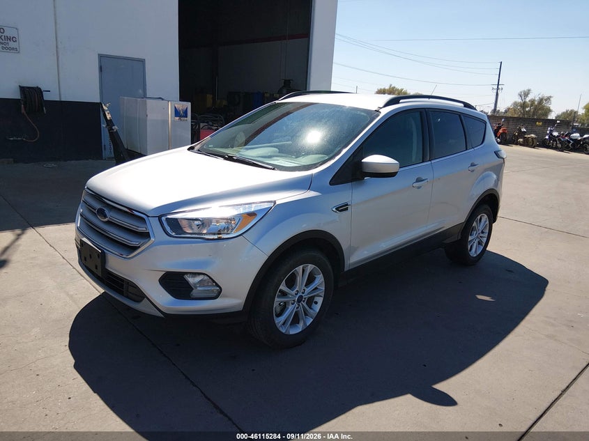 Vin: 1fmcu9gd7jud08903, lot: 46615000, ford escape se 20182