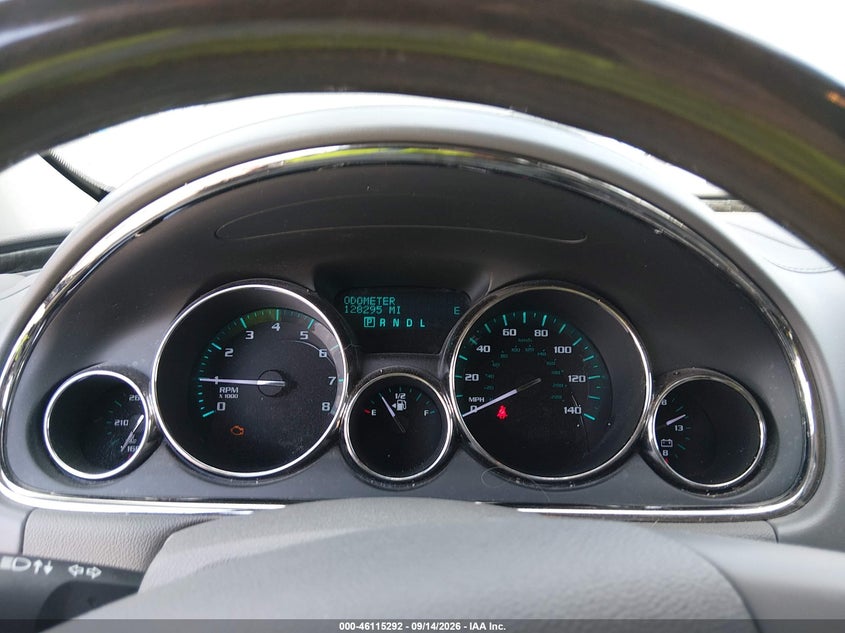 2013 BUICK ENCLAVE auction photo 7