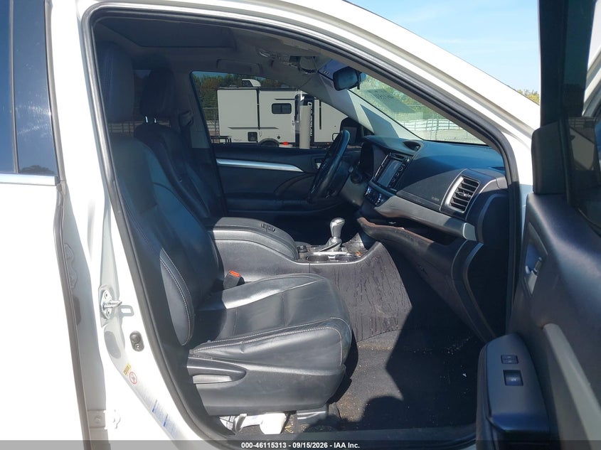 TOYOTA HIGHLANDER - zdjęcie 5