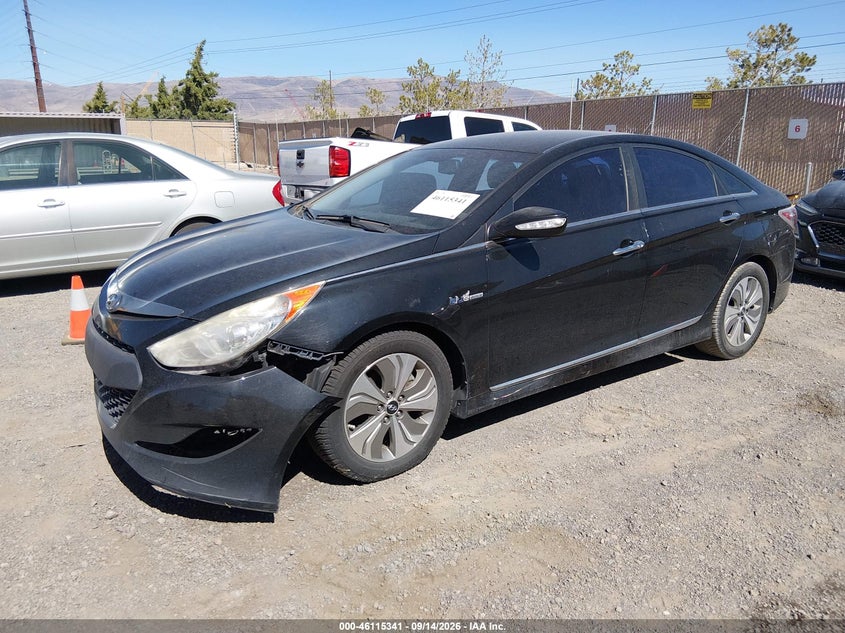2013 Hyundai Sonata, Normal Wear & Tear, IAAI, VIN KMHEC4A49DA087513 — photo 2