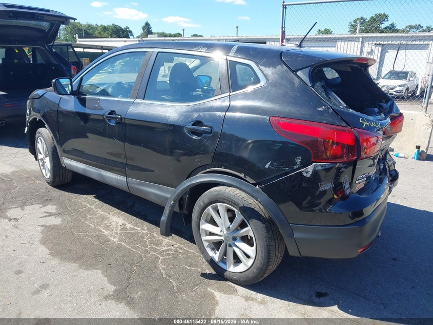 Vin: jn1bj1cr3hw124393, lot: 46615138, nissan rogue sport s 20173