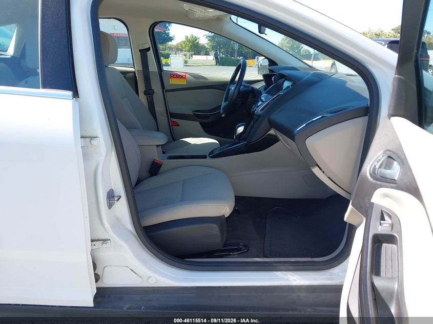 FORD FOCUS ELECTRIC 2018 VIN 1FADP3R42JL296133