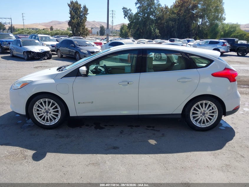 FORD FOCUS ELECTRIC 2018 VIN 1FADP3R42JL296133