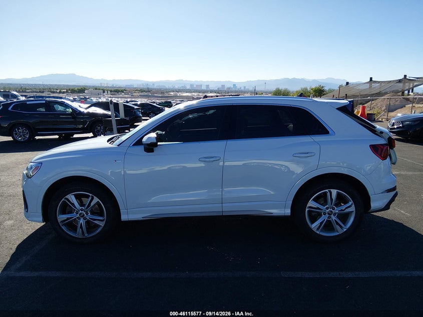 AUDI Q3 - zdjęcie 14