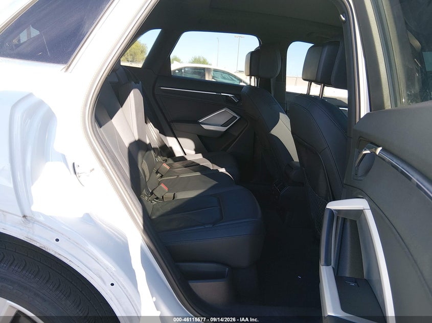 AUDI Q3 - zdjęcie 8